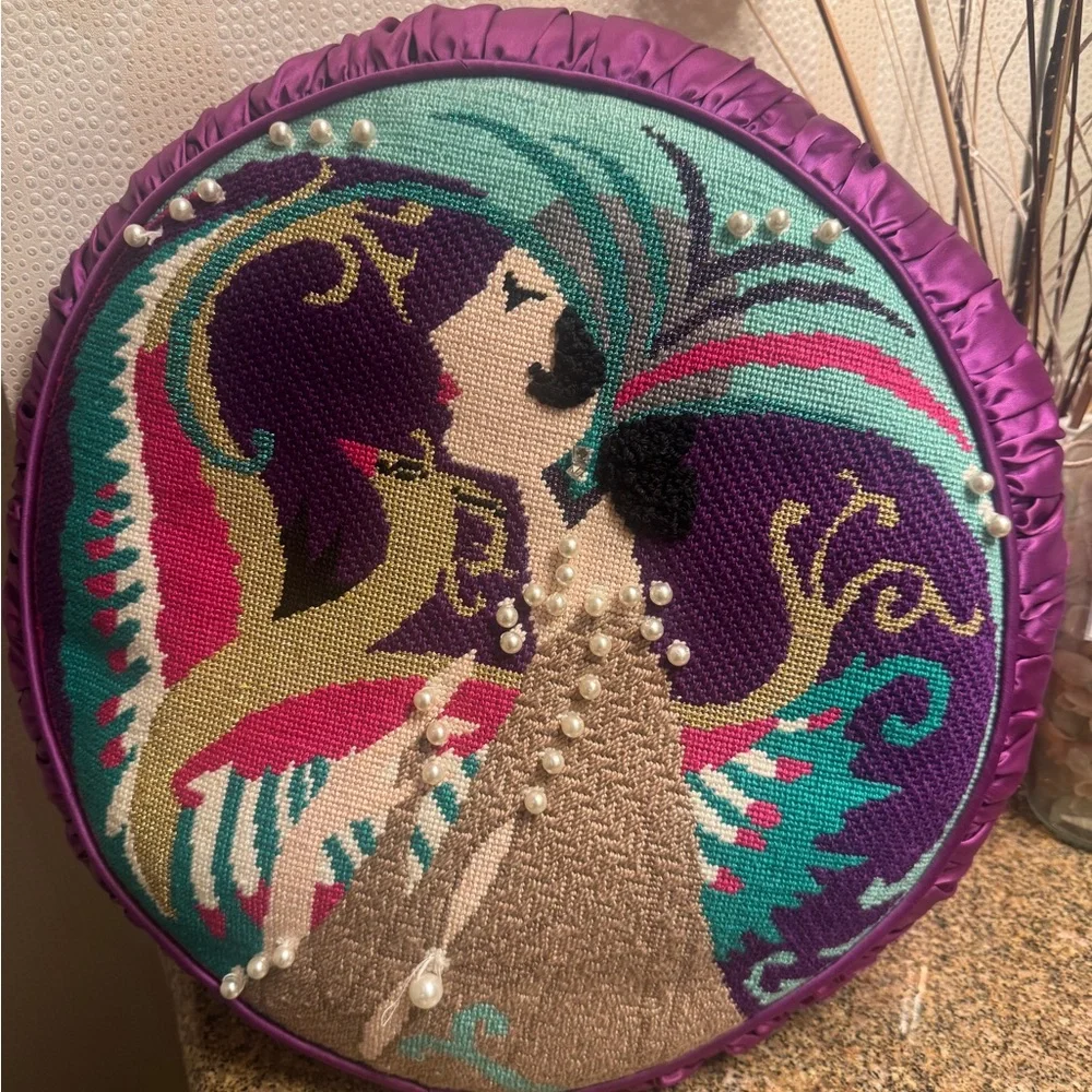 Vintage Art Deco Finished Handmade  Embroidered Round Satin Pillow‎ w/Pearls